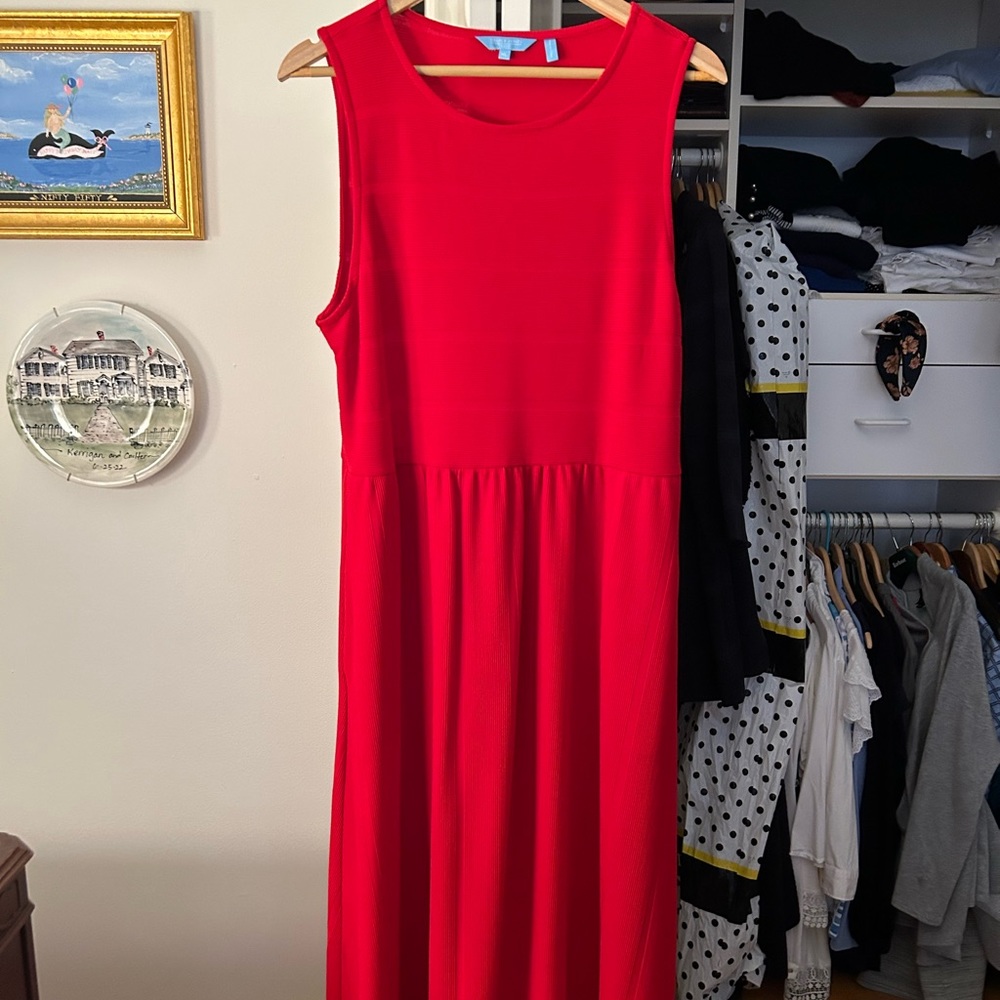 Draper James ( clothing line by Reese Witherspoon)midi dress in red -